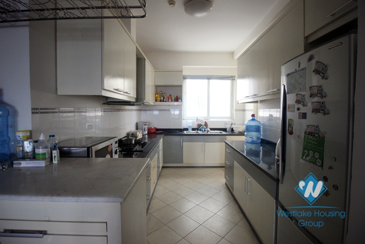 Ciputra good priced high floored apartment for rent in E Tower
